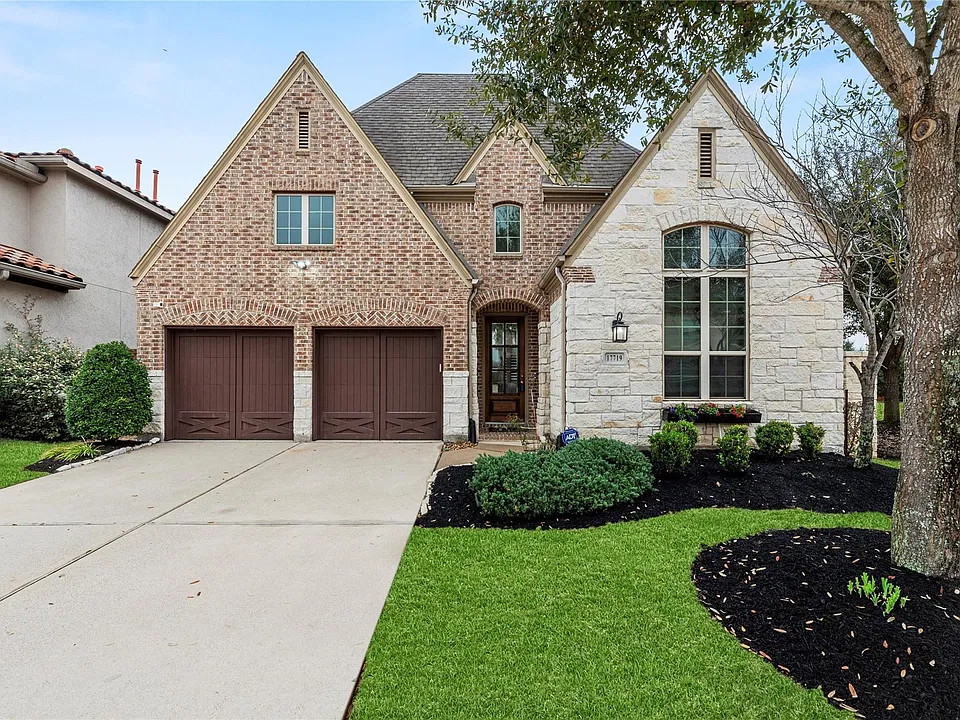 17719 Olde Oaks Estate Ct