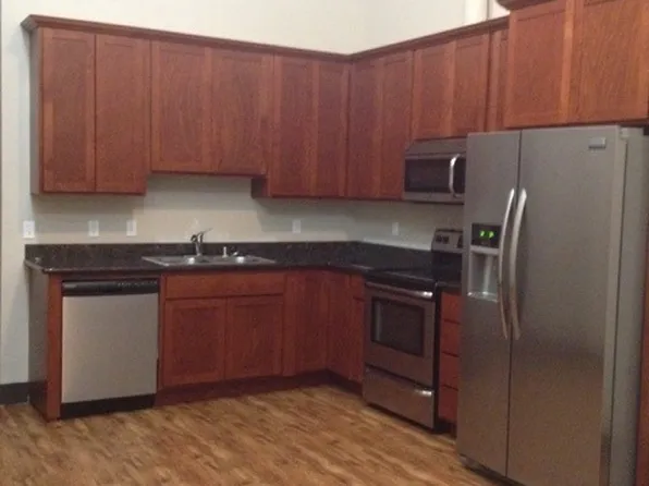 30 F St Unit 1-4, Cheney, WA 99004