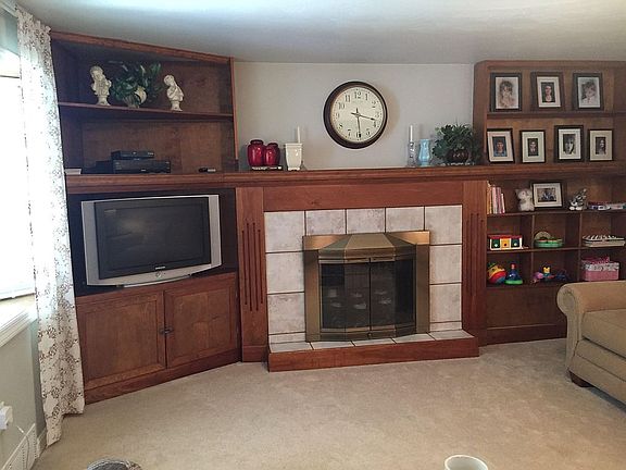 Built-ins and bay window