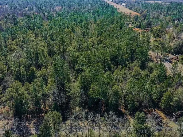 1A Hatfield Ln, Milton, FL 32571