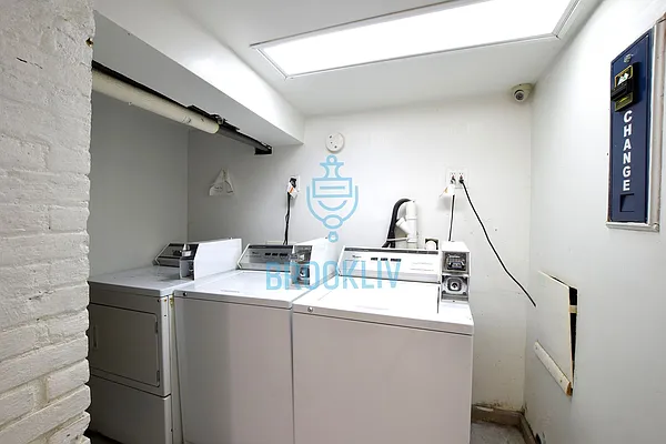 Rented by null | media 17