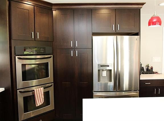 3rd image of 10 Mountainview St