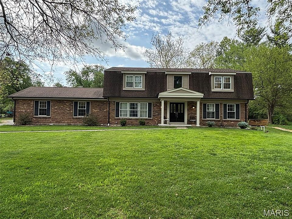 1st image of 12576 Royal Manor Dr