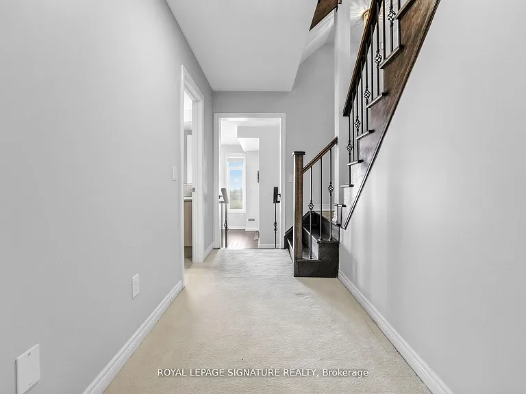 534 Stream Cres — Photo 27