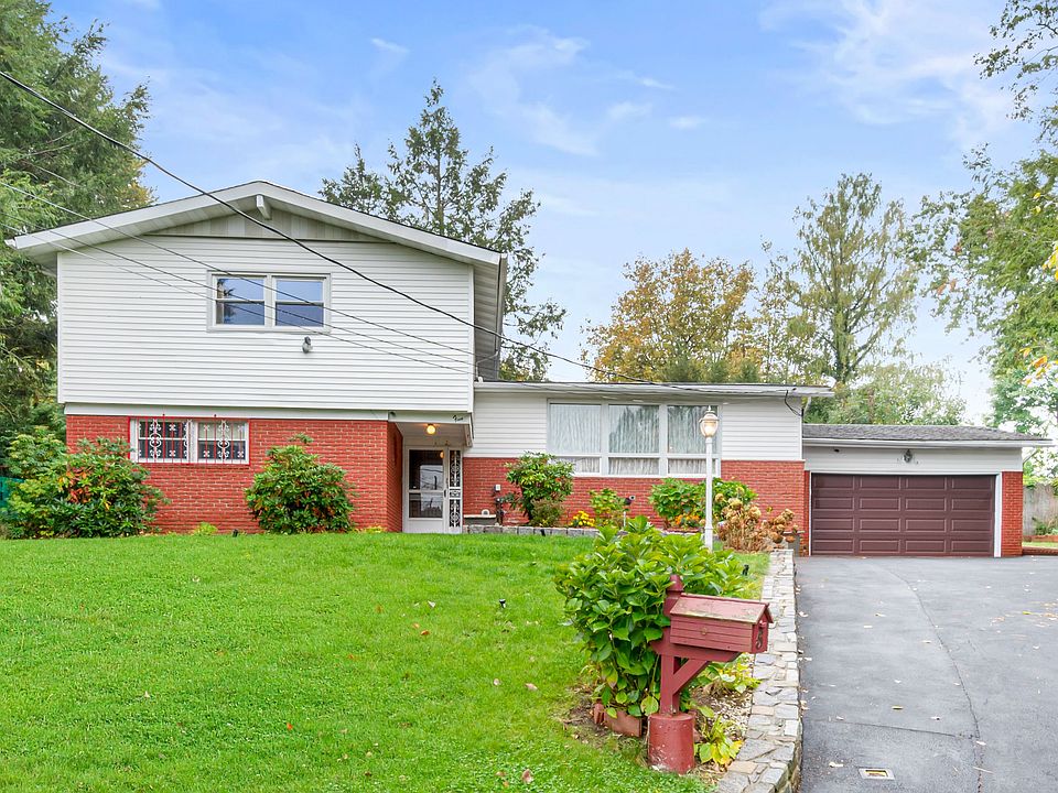 01-Front of Home.jpg