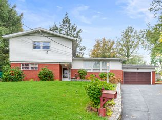 5 Piper Ct, White Plains, NY 10607