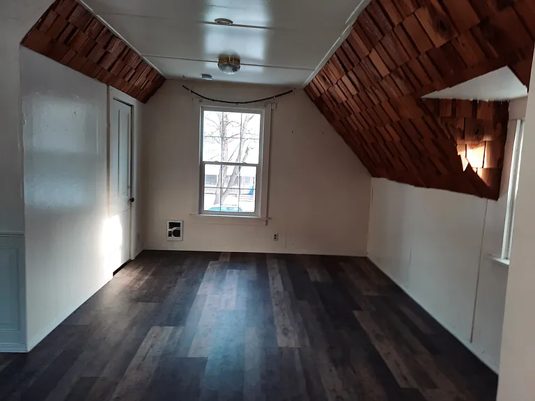 413 Lake St #2 — Photo 4