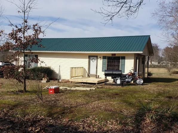 284 Watts Rd, New Johnsonville, TN 37134