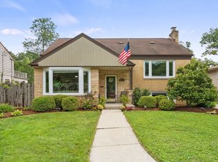 921 N Brainard Ave, La Grange Park, IL 60526