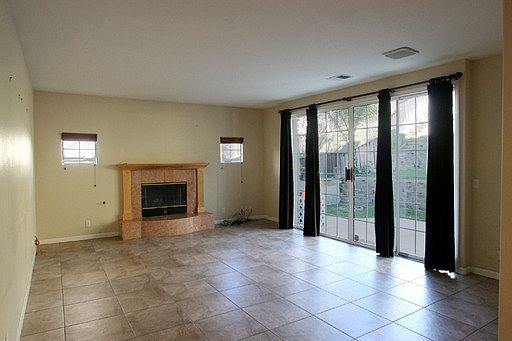 5th image of 2122 Shiangzone Ct