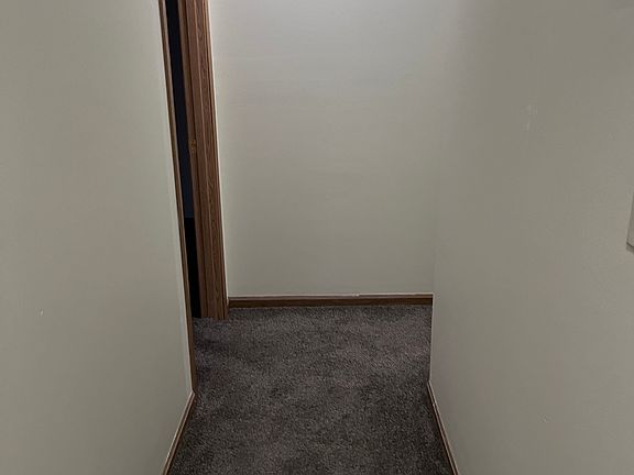 4th image of 418 Park Dr #A