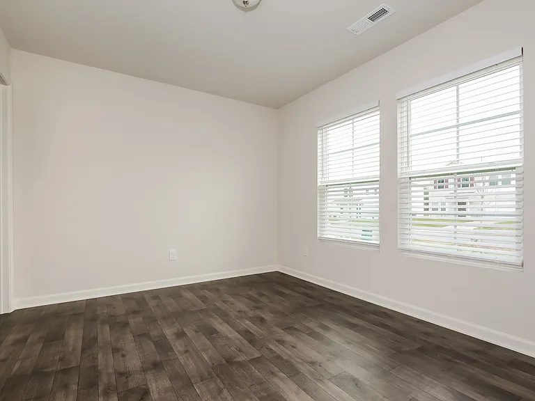 117 Lemon Ln — Photo 2