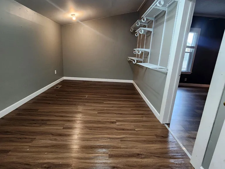 516 Forest Ave — Photo 9