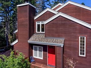 44859 Suntrap Meadow Cir, Mendocino, CA 95460