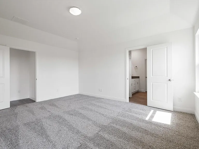 517 Amenduni Ln — Photo 19