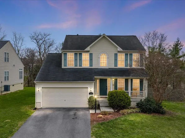 222 Stephens Run St, Stephens City, VA 22655