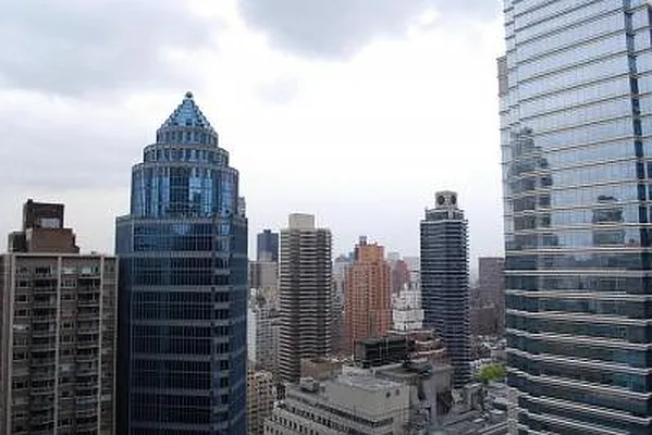 Sold by R New York | media 13