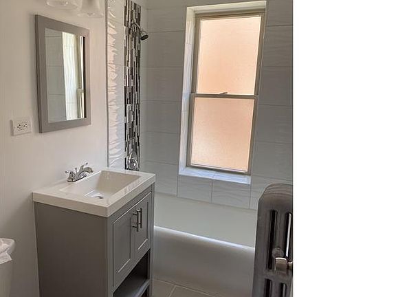 3rd image of 7633 S East End Ave #2