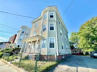 200 Benefit St UNIT 2R, Pawtucket, RI 02861