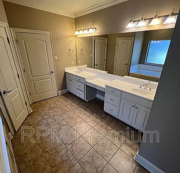 3995 Water Oak Dr — Photo 29