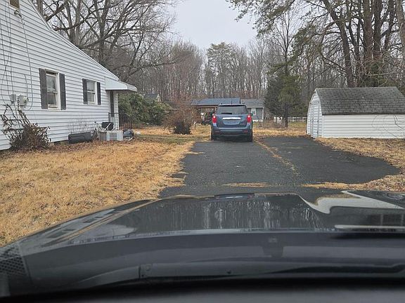 5th image of 11210 Beach Rd