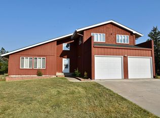 216 Sunshine Loop, Pierre, SD 57501