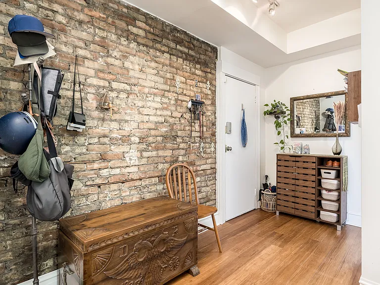 3833 N Wilton Ave #2N — Photo 9