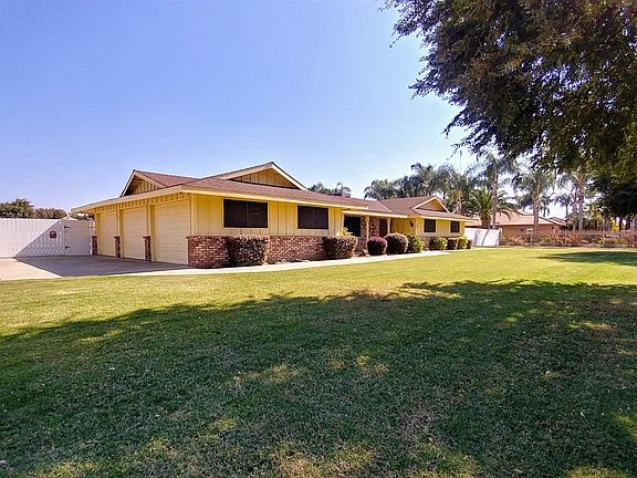 3rd image of 31852 Road 124