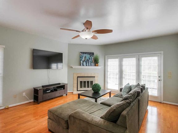 3rd image of 524 Cedar Forest Ct