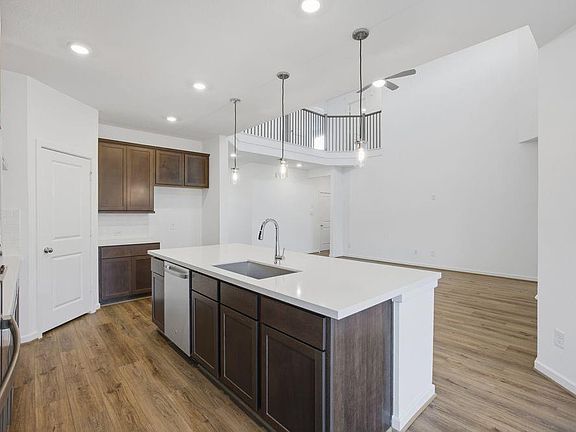 4th image of 21818 Erskine Peaks Pl
