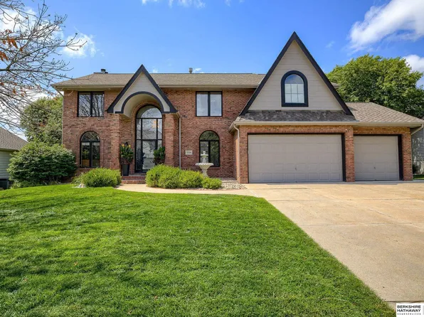 1520 S 181st St, Omaha, NE 68130