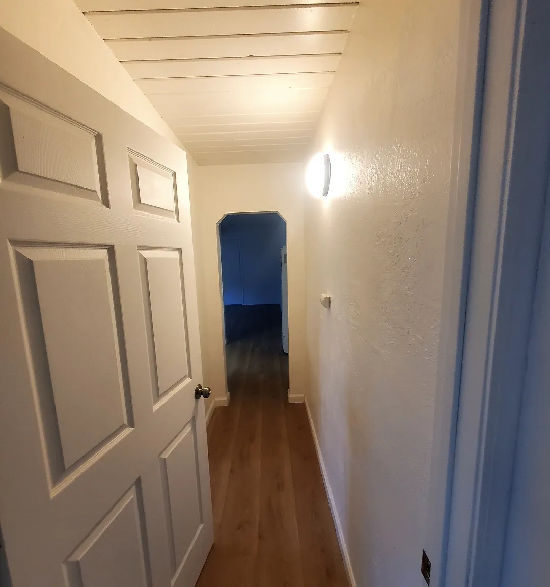 2021 Riley Ct — Photo 2