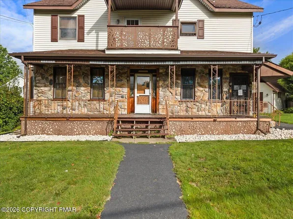 95 Canaan St, Carbondale, PA 18407