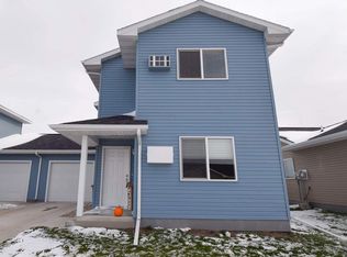 1571 47th Loop SE, Minot, ND 58701
