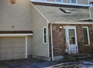 47 Broadway S, Westbrook, CT 06498