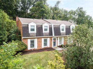 132 Sheffield Ln, Canonsburg, PA