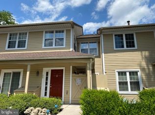 19 Tanglewood Dr, Reading, PA 19607