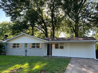 1722 Alison Ave, Bossier City, LA 71112