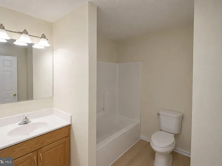 38 Hot Springs Way — Photo 13