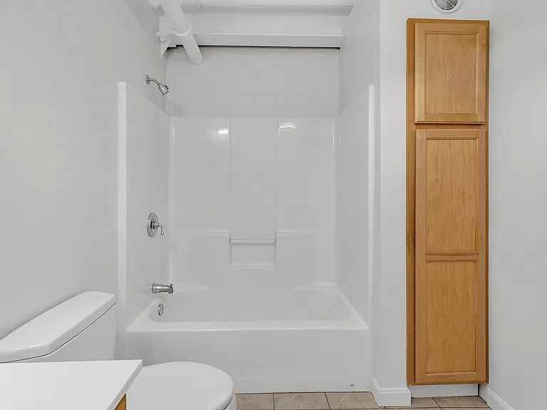 83 Main St #9 — Photo 13