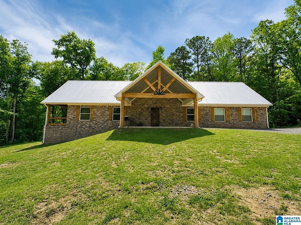 1st image of 61 Robbins Rd