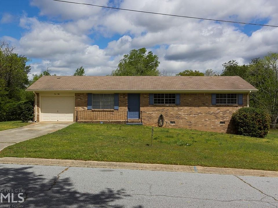 1st image of 950 E Brook Dr