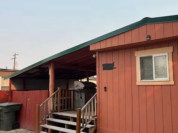 10 W Infanger Ct, Salmon, ID 83467