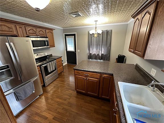 4th image of 506 S Gormley St
