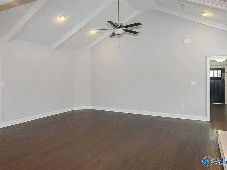 113 Gary Allen Blvd — Photo 2