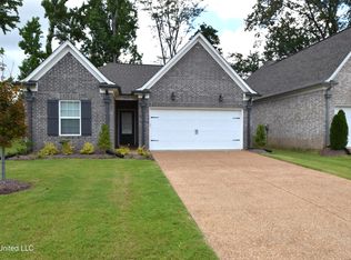 274 Flower Garden Dr, Southaven, MS 38671