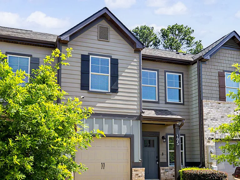 195 Skipjack Ct — Photo 1