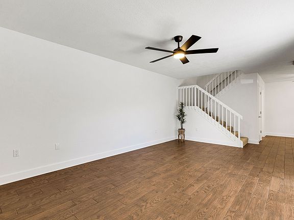 5th image of 2728 5th Ct