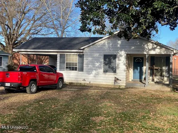 306 Camille St, Senatobia, MS 38668