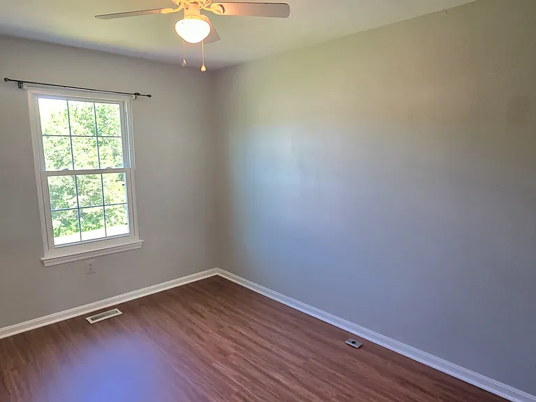 4686 Joanna Ct — Photo 18